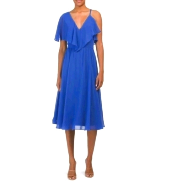 Dress The Population Asymmetrical Dress - Picture 1 of 17